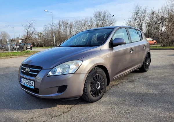 pomorskie Kia Ceed cena 12900 przebieg: 192000, rok produkcji 2009 z Warszawa